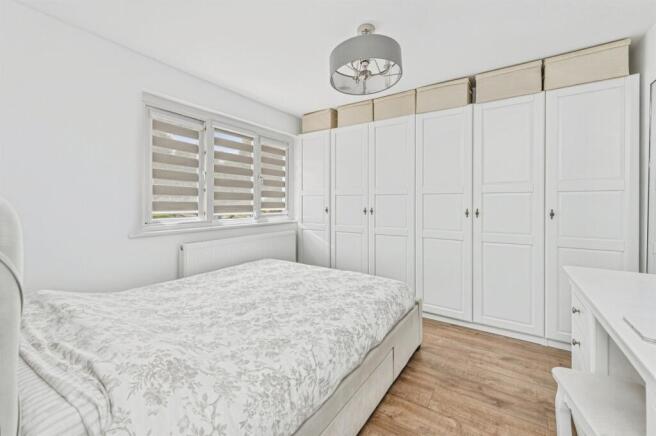 3 bed Semi-Detached for sale Image 10