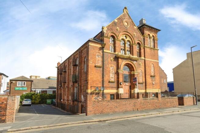 1 bed Flat for sale in wakefield