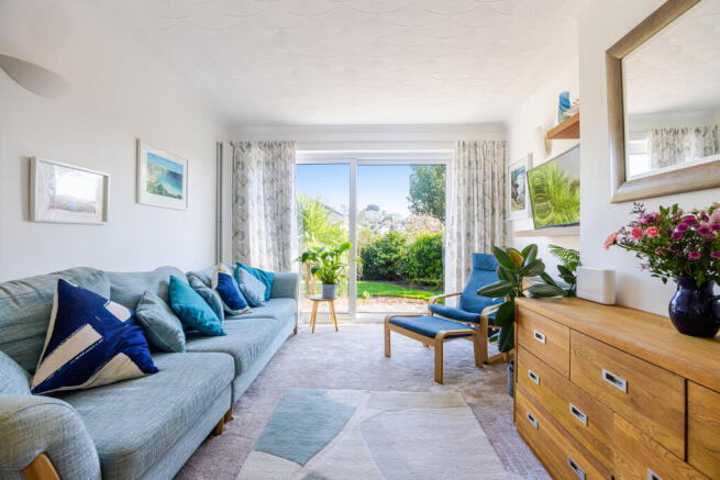 A15 - 4 The Precinct Kingsbridge - 260319