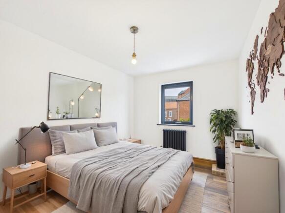 3 bed Town House for sale Image 10