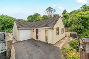 11, Embury Close, Newton Abbot TQ12 5HS