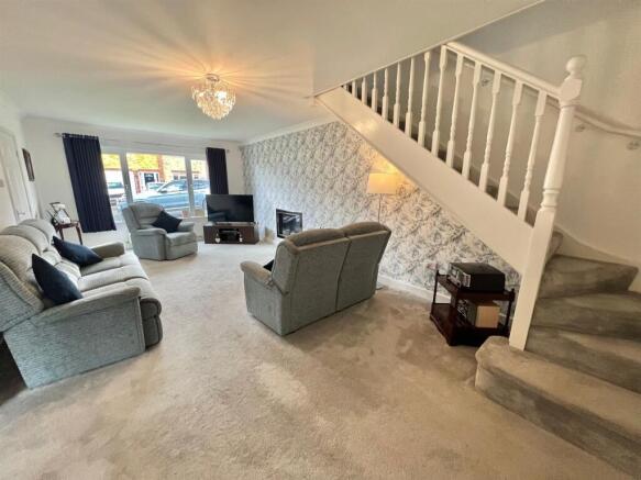 Bramleys Estate Agents - The Paddock - Kirkheaton 