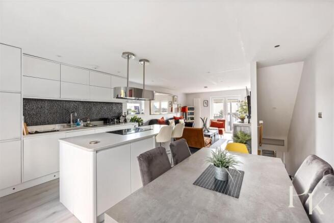 Living Room/Kitchen