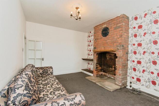 3 bed Terraced for sale Image 6