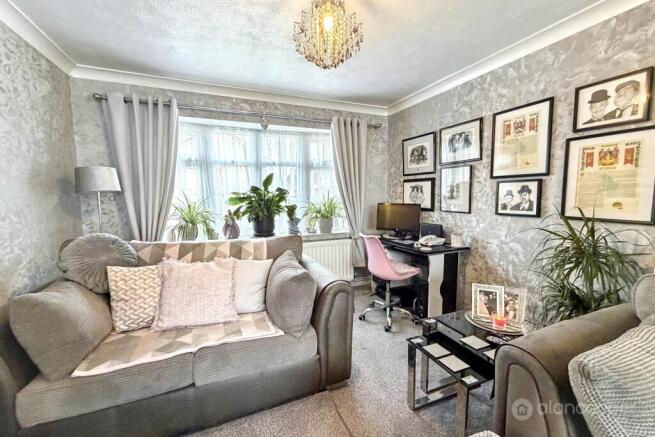Alderbrook Drive, Whitestone, Nuneaton, CV11 6PL photo 4
