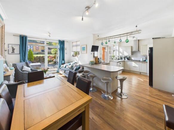 Open Plan Living Kitchen