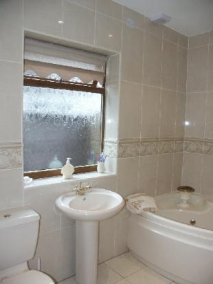 Ensuite Bathroom