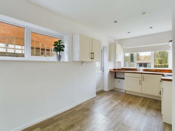 Dining Kitchen