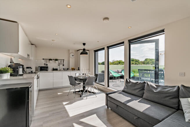 8555572-interior11-800