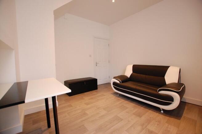 4 bed Terraced to rent