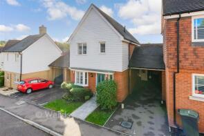 6, Hazelbourne Avenue, Borough Green, Sevenoaks TN15 8FN