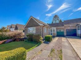 37, Ecclesbourne Drive, Buxton SK17 9BS