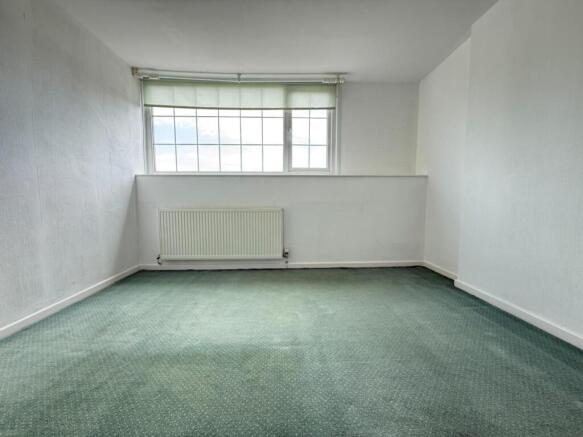 3 bed Semi-Detached Bungalow for sale Image 12