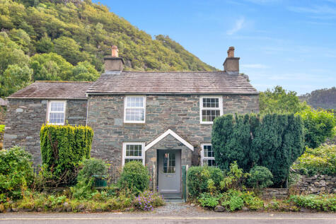 Coombe Cottage, Borrowdale, Keswick, Cumbria, CA12 5UY