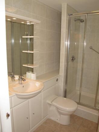 Shower/WC