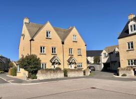 35, Mercer Way, Tetbury GL8 8FH