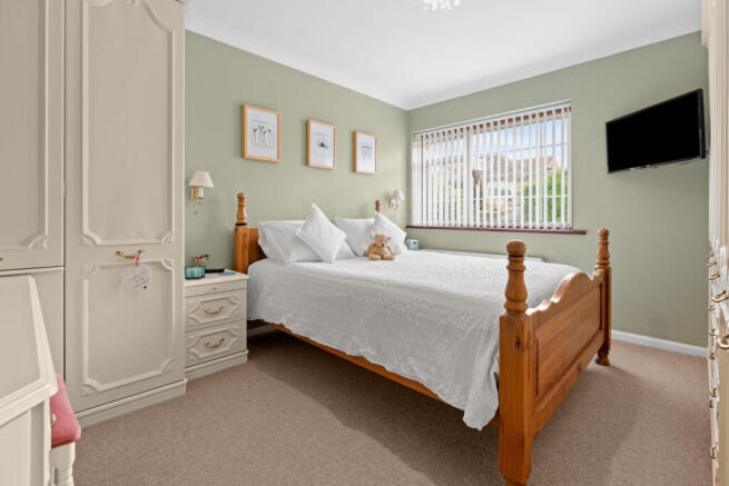 3 bed Detached Bungalow for sale Image 9