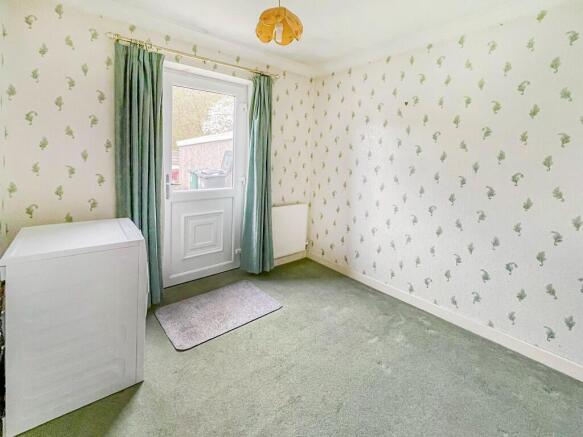 2 bed Semi-Detached Bungalow for sale Image 10