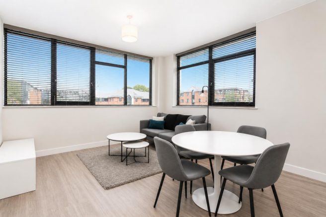1 bed Flat to rent Image 3