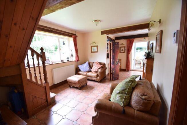 Photo 11
