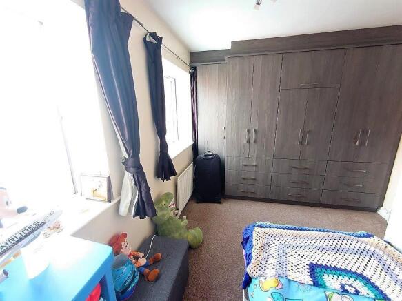 Bedroom 2B.jpg
