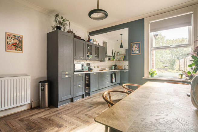 3 bed Terraced for sale Image 3