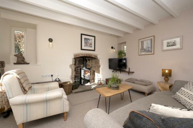 Sitting Room towards fireplace.jpg