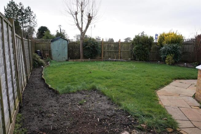 1 Tempest Driverear garden.JPG