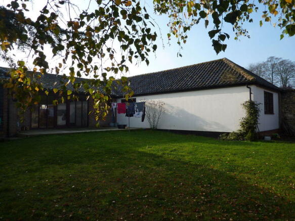 Photo 4