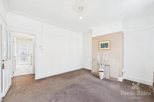 3 bed Terraced to rent Image 4