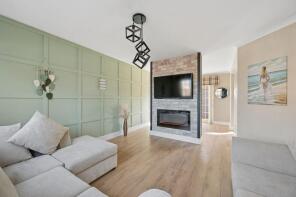 44, Glenisla Court, Bathgate EH47 8NT