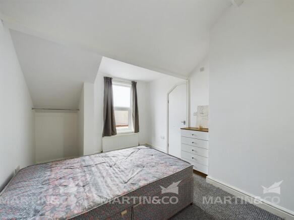 1 bed House Share to rent Image 6