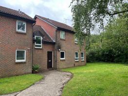 Flat 3, 68 Lakeside House, Holmesdale Road, Dorking RH5 4HP