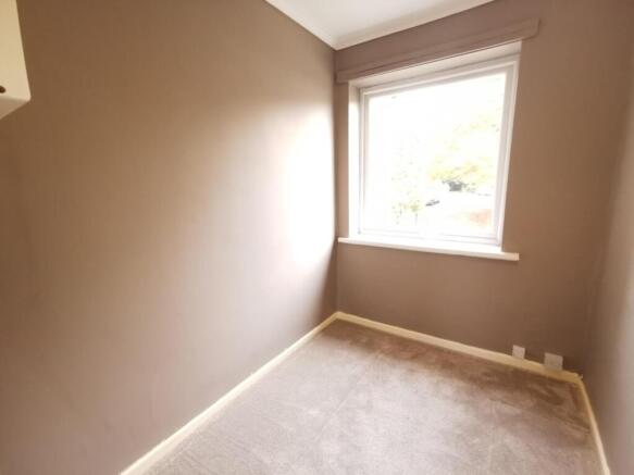 3 bed Terraced to rent Image 12