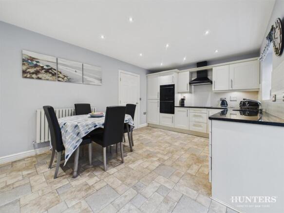 CAM03792G0-PR0350-STILL004 (1).jpg