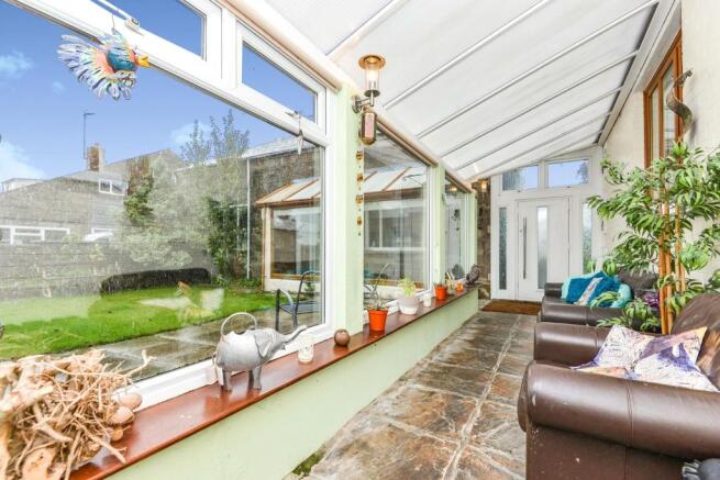 Rear Conservatory/Su