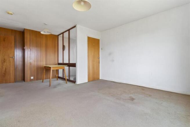 Rockingham Close, 22-003.JPG