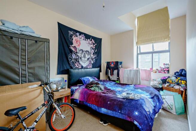 8435219-interior01-800.jpg