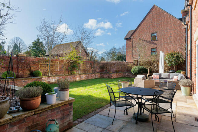 the_hill_cottage_...
