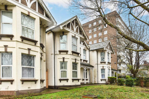 Shoot Up Hill, London, NW2