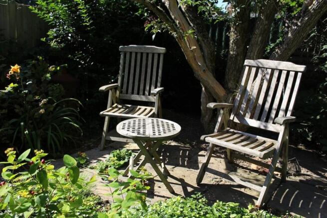 Seated Area in Secon