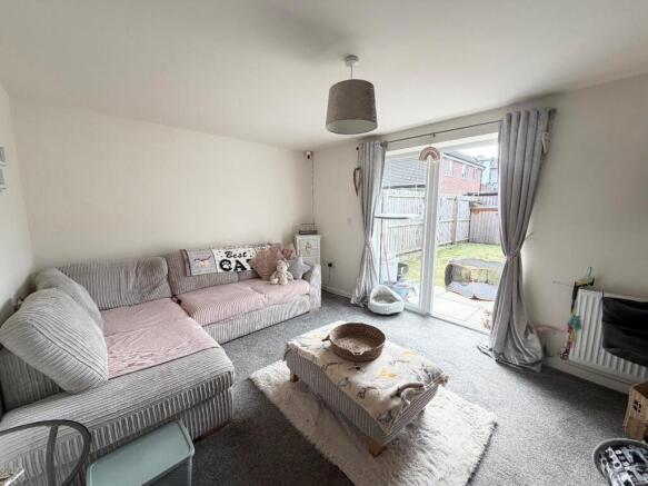 3 bed Terraced for sale Image 3