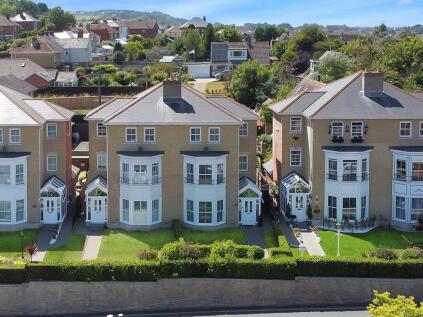 St. Johns Road, Newport, PO30