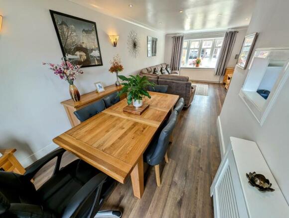87 Dorset WAY DINING AREA.jpg