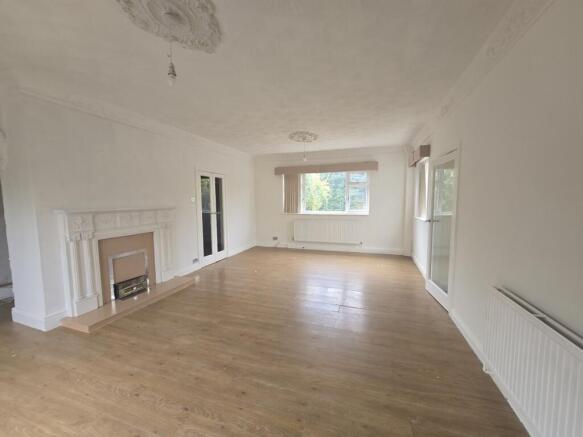 3 bed Bungalow to rent Image 5