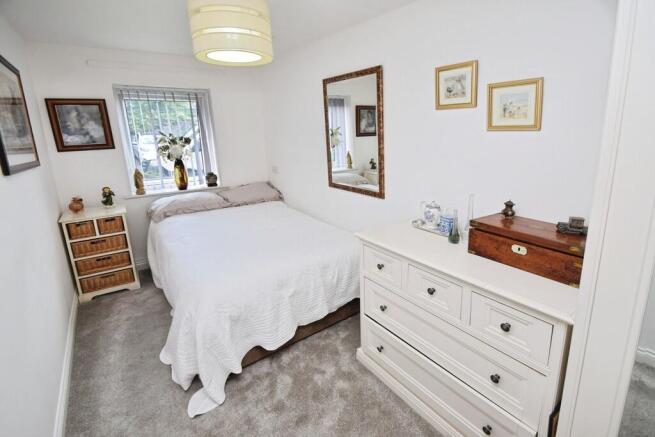 2 bed Apartment for sale Image 6