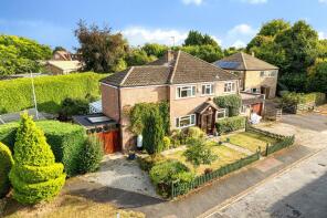 Pipers End, Paddock Way, Chesham HP5 3RE