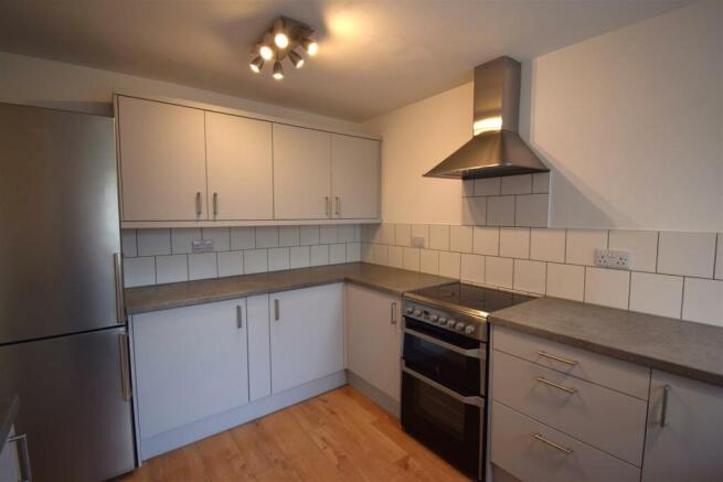 Kitchen..JPG