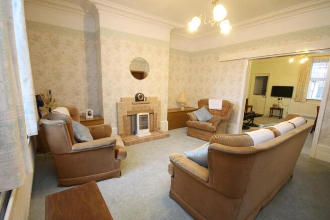 Lounge dining room use.JPG