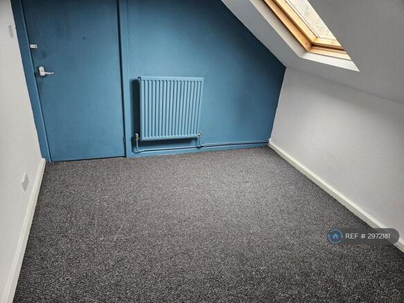 2 bed Terraced to rent Image 9